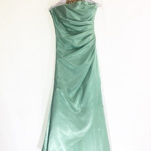 Morgan & Company Sea foam green Gown
